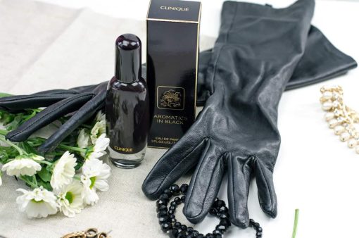 ادو پرفیوم زنانه کلینیک مدل Aromatics In Black