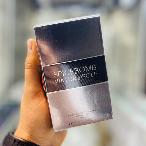 خرید عطر VIKTOR and ROLF Spicebomb